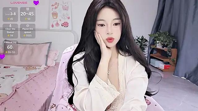 9aunatiis (F young) - 5/10晚10.30点王子秀,完成目标换比基尼，最后完成目标的哥哥小粉5分钟