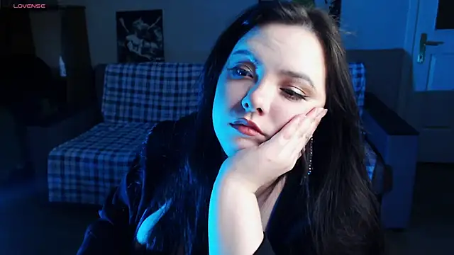 EmillyBones webcam