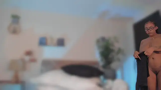 YariRose webcam