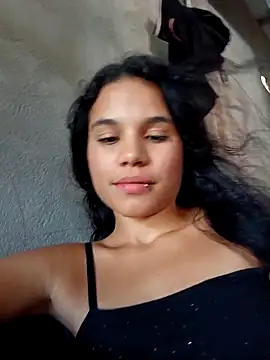 Little-Pussy19 webcam