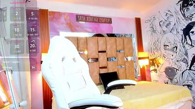 Linda4Petite webcam