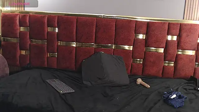 shantall_05 webcam