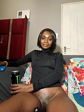Webcam Model (HoneyDropsX)  is live.Free join now!