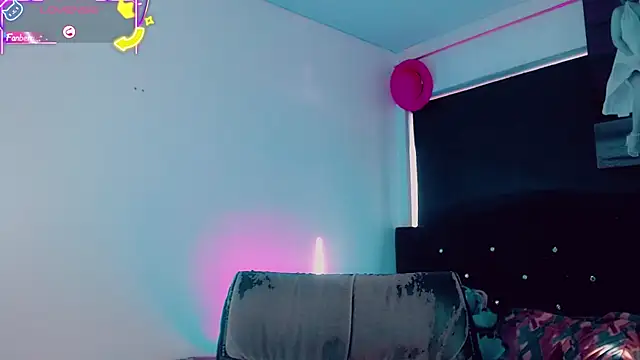 Kendall_hornyy webcam