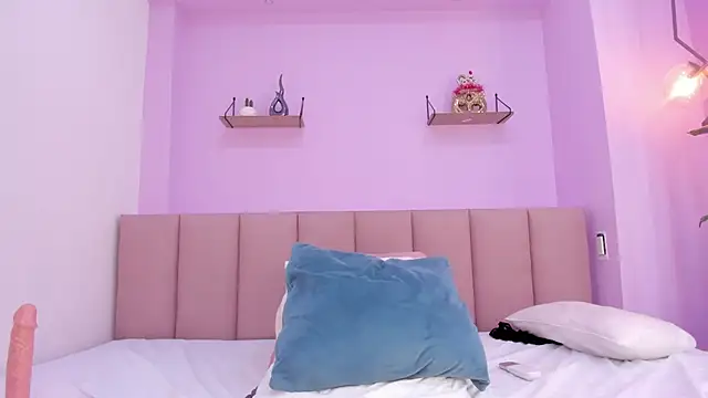 sam_doll_ webcam