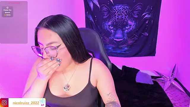 Nicolle_Ruizz webcam
