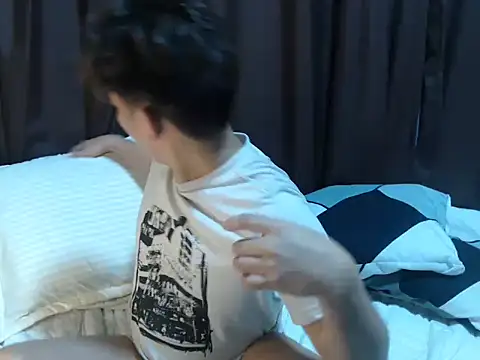 cumwhat_me webcam