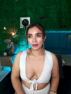 Kiaraa88 webcam
