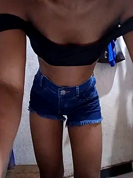 bela14 (F young) - Peladinha se masturbando 5 minu