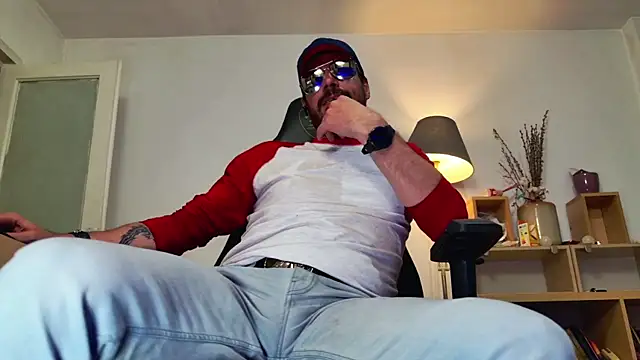 ChrisKox webcam