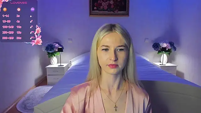 Julie_Blaze webcam