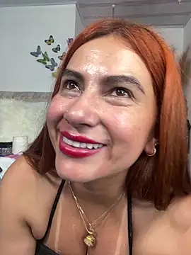 Webcam Model (alexa_fiore01) is live