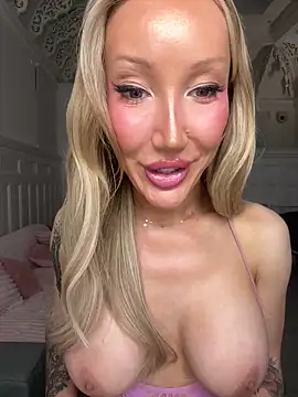 Allana29 Live Webcam on Stripchat