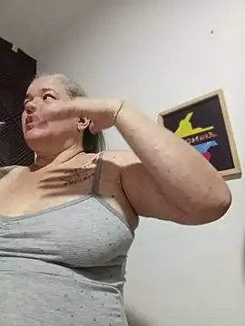 CheekySnowQueen_69 webcam