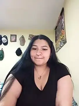 LauraHorny69 webcam