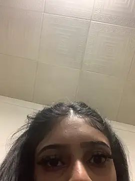 OnlyYours_Leah webcam