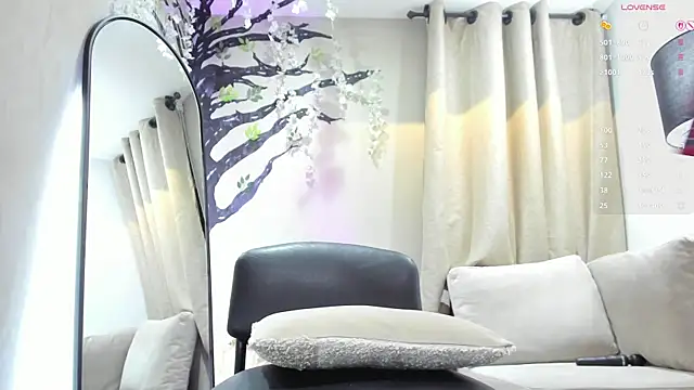 _LaraMom_ webcam