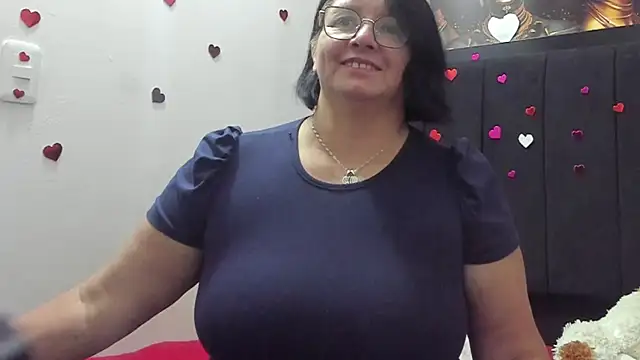 Evaaross_2345 webcam