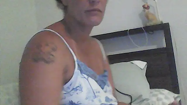 sarahkat86 webcam