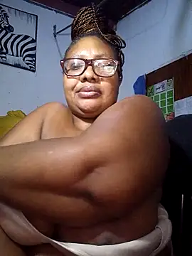 YELLOW_BONE webcam
