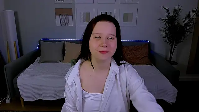 mooonlightsky (F teen) - just a little joy