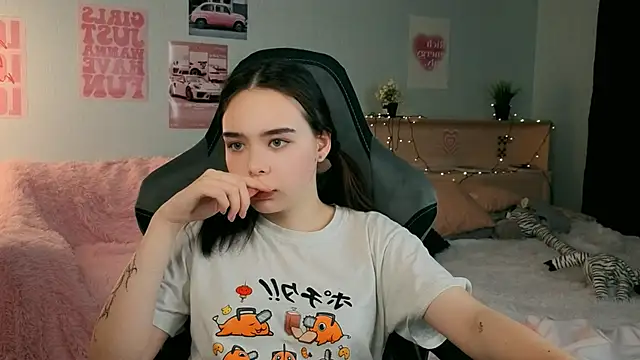 sunsetberry (F teen) - stand up and turn