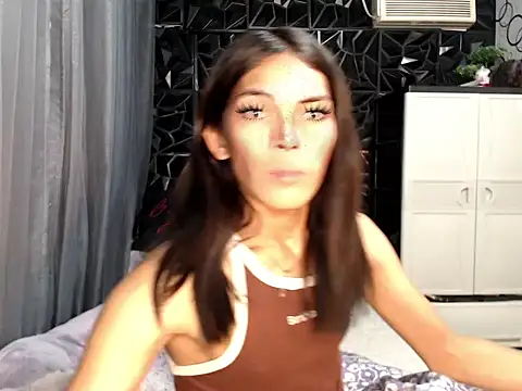 GORGEOUS_CARMEE webcam
