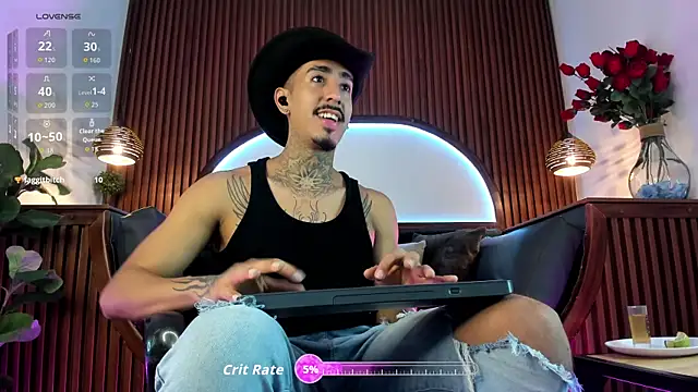 Donovan_Desmond webcam