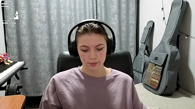 CutieAnny webcam