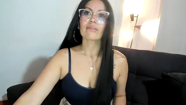 Tania_mature webcam