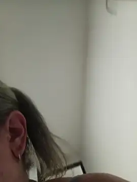 CheekySnowQueen_69 webcam