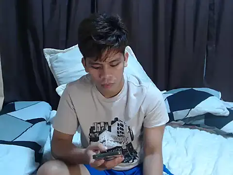 cumwhat_me webcam