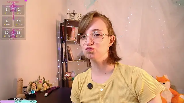 Elise_Nyx webcam