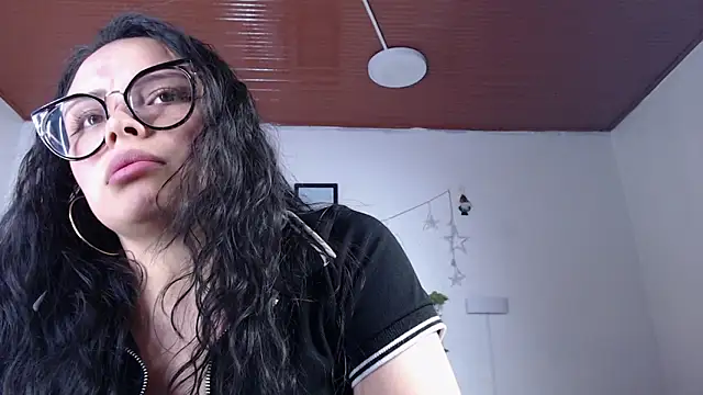 Megan_05_ webcam
