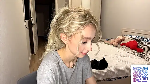 ClonedAge webcam