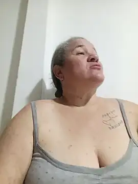 CheekySnowQueen_69 webcam