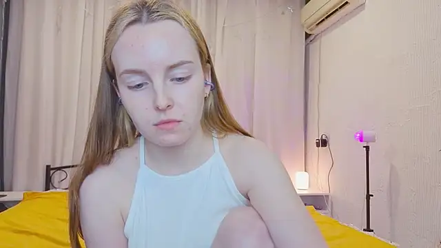 bae_cake_ webcam