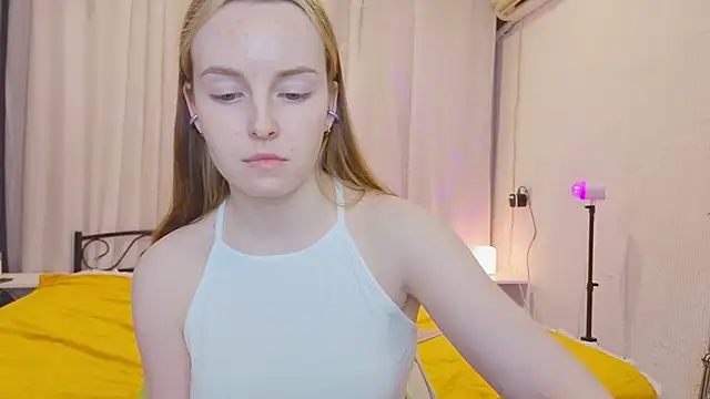 bae_cake_ webcam