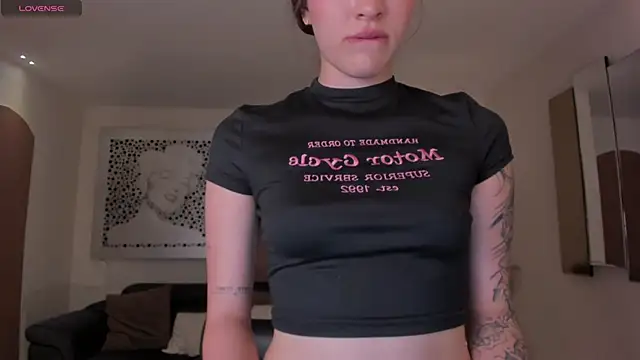 MaiaCollins webcam