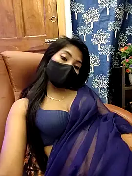 priya_26 webcam
