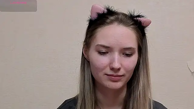 _kikiclark__ webcam