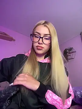 PrettyAshley_ webcam