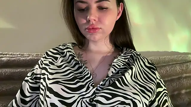 AlmaryKim webcam