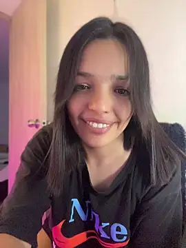 LaraDanverss webcam