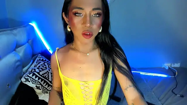 TsBlackHORSECOCKcalix webcam
