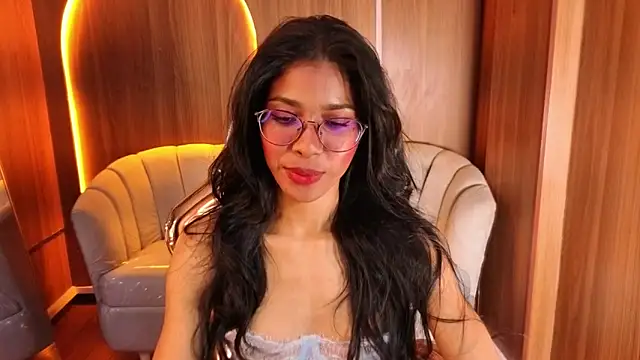 Alina_b_ webcam