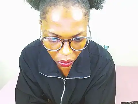 ChocoSlenderXXX webcam