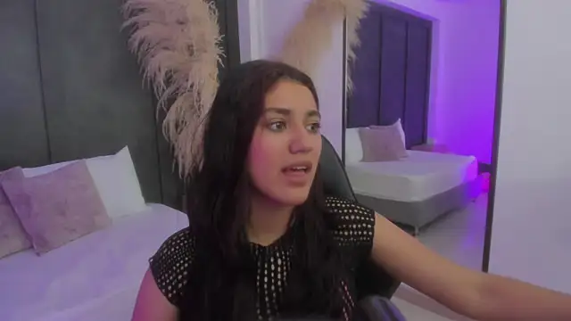 cristin_collins webcam