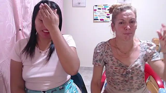 juliachannelhot webcam