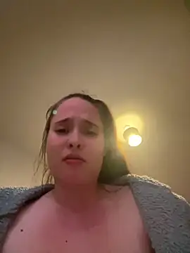 Poppylooloo webcam